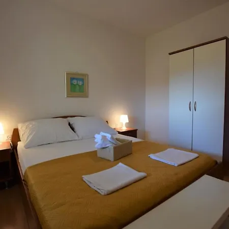 Fuer 5 Personen Ca 75 Qm In Mandre, Dalmatien Inseln Vor Zadar Lejlighed *