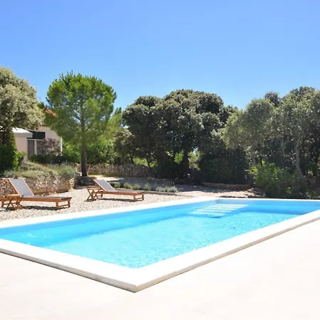 Fuer 5 Personen Ca 75 Qm In Mandre, Dalmatien Inseln Vor Zadar Apartment